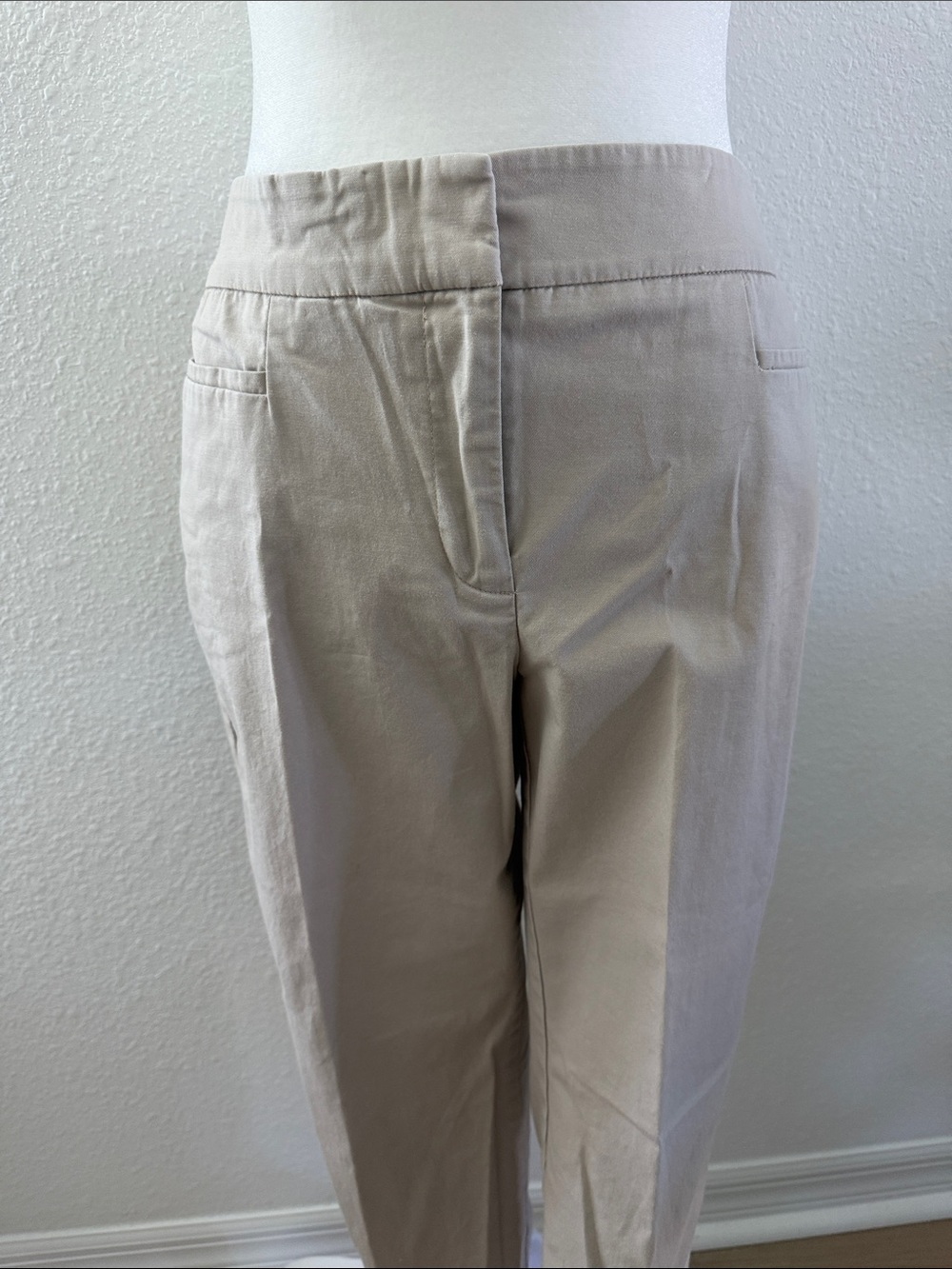 Ann Taylor Factory Cropped Ankle Pants in Light Taupe